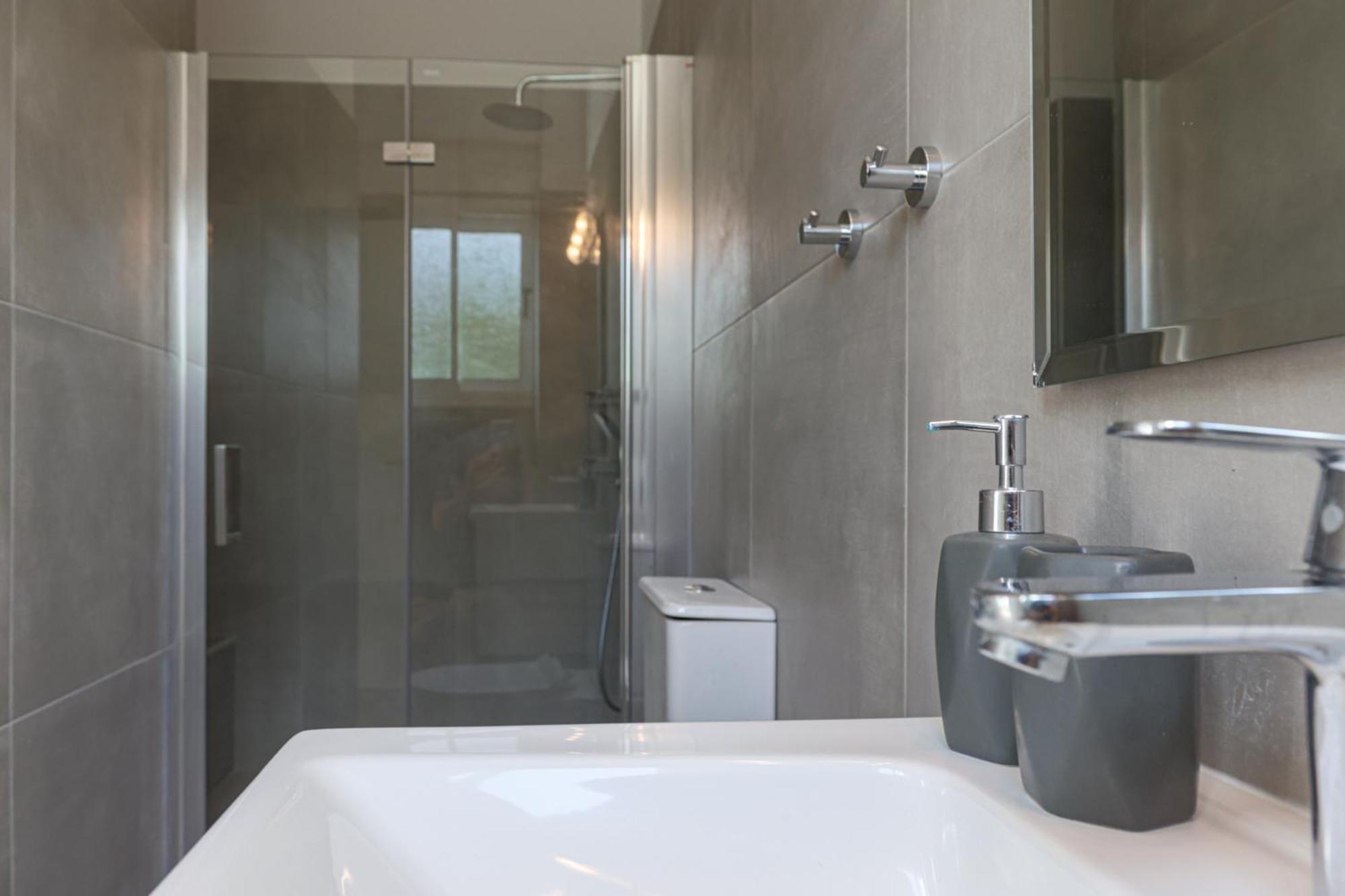 Villa Yolo Peyia Ngoại thất bức ảnh