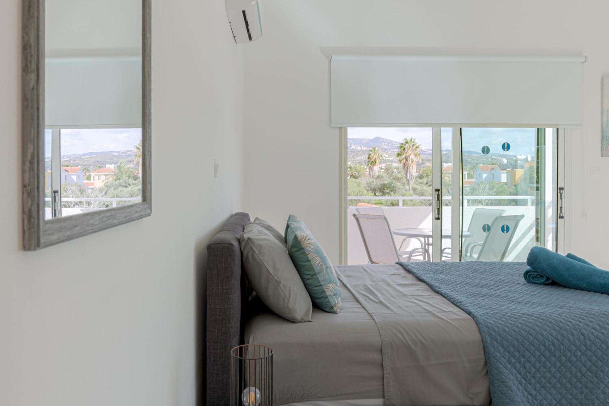 Villa Yolo Peyia Ngoại thất bức ảnh