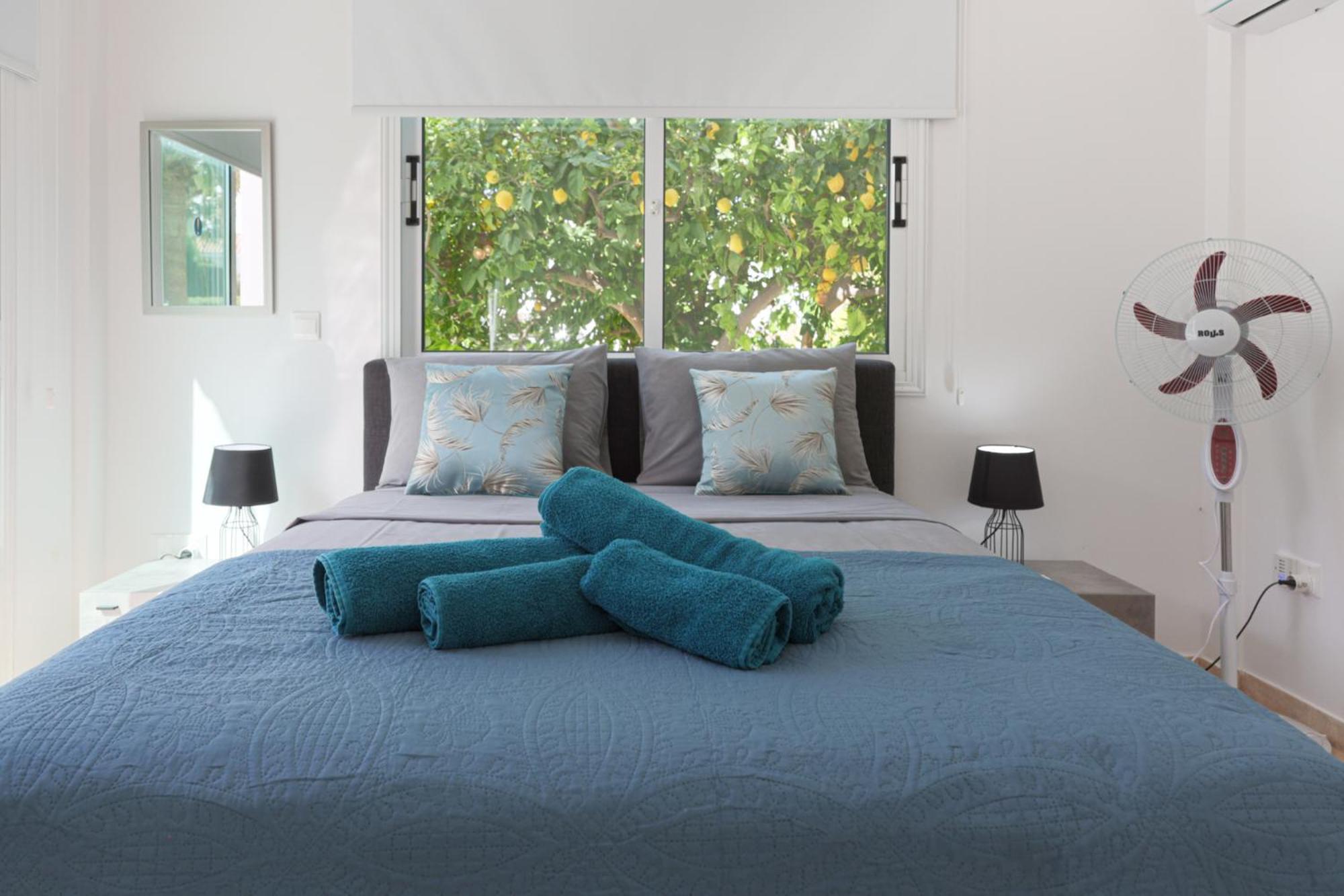 Villa Yolo Peyia Ngoại thất bức ảnh