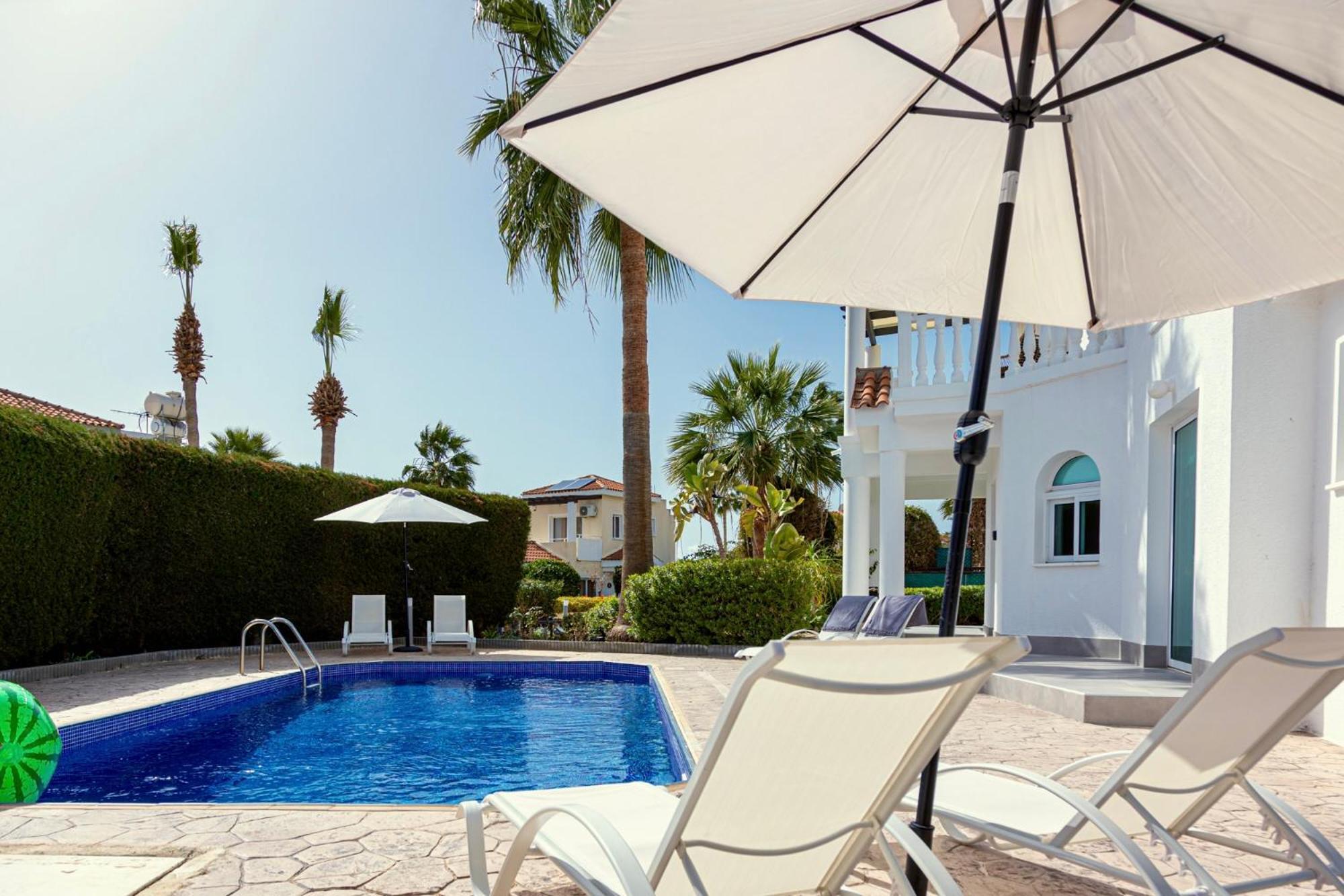 Villa Yolo Peyia Ngoại thất bức ảnh