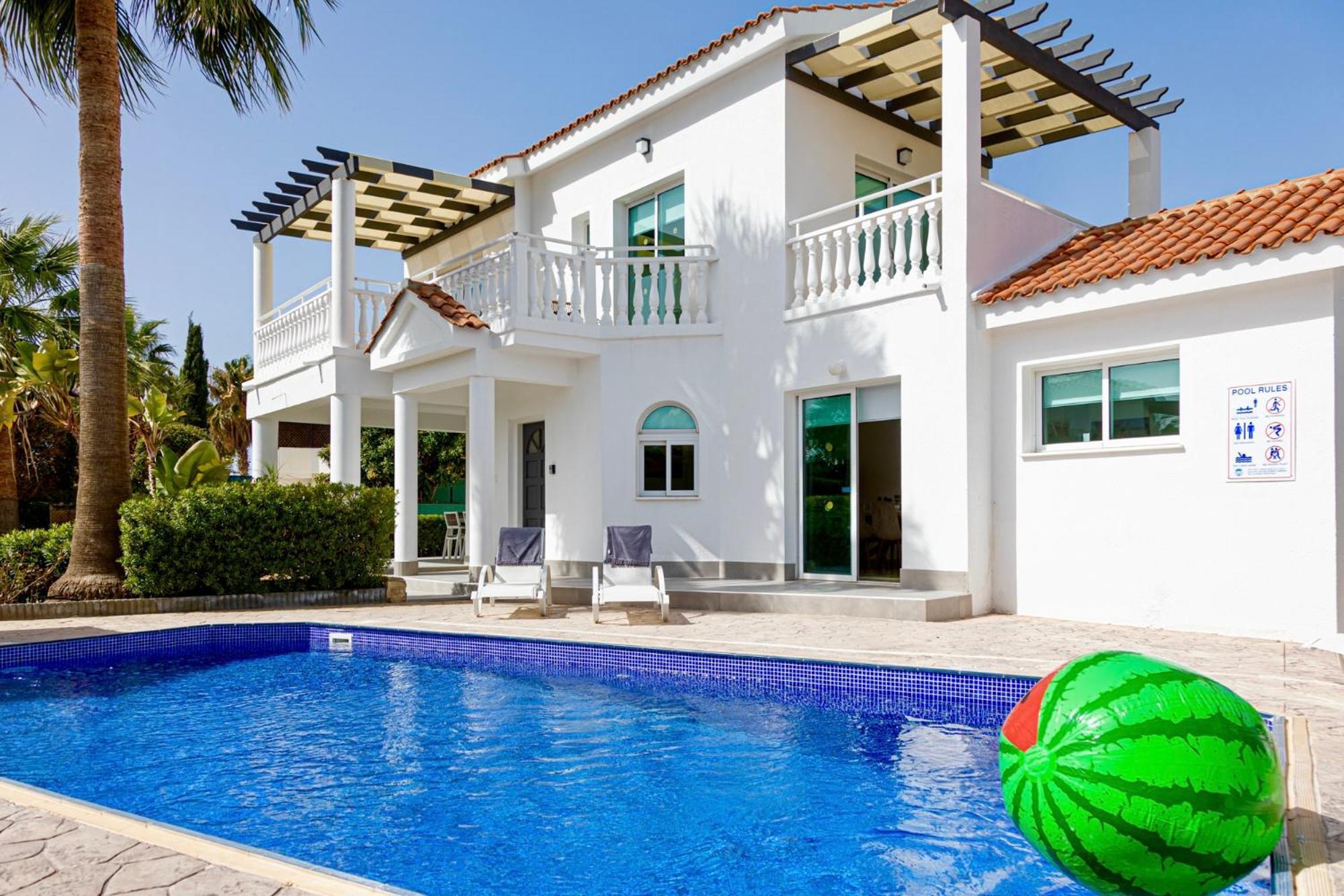 Villa Yolo Peyia Ngoại thất bức ảnh